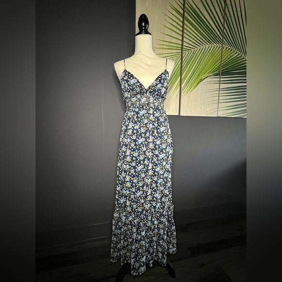 Lush Smocked Cami Floral Print Maxi Dress - Picture 3 of 7